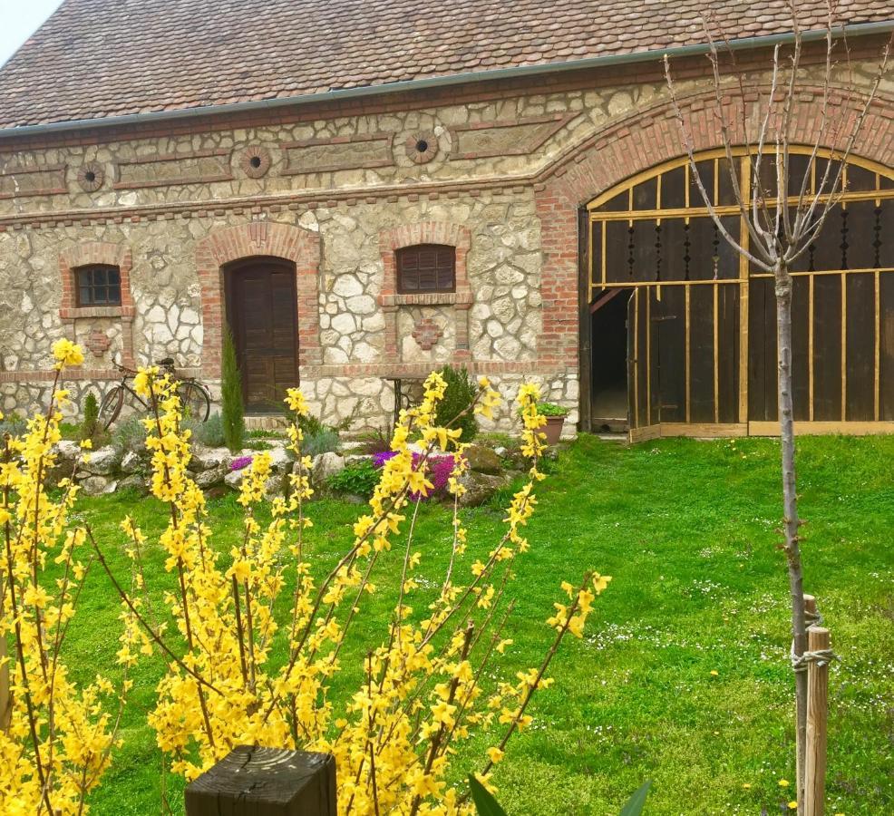 Hotel Levendula Porta Es Pajtaszinhaz Orfű Exteriér fotografie